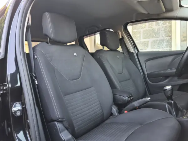 Renault Clio Sport Tourer Outro 10