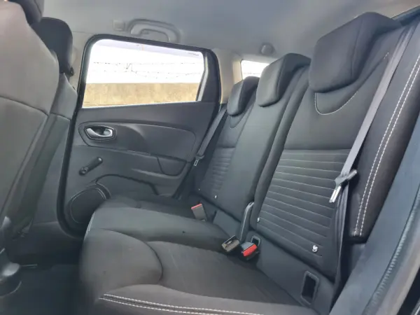 Renault Clio Sport Tourer Outro 11