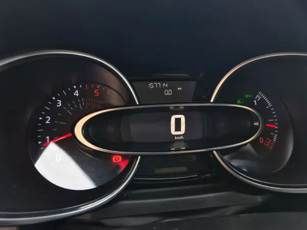 Renault Clio Sport Tourer Outro 17