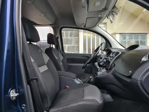 Renault Kangoo Outro 10