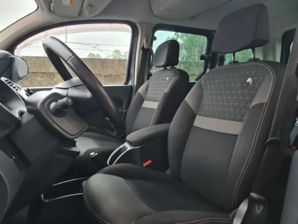 Renault Kangoo Outro 15