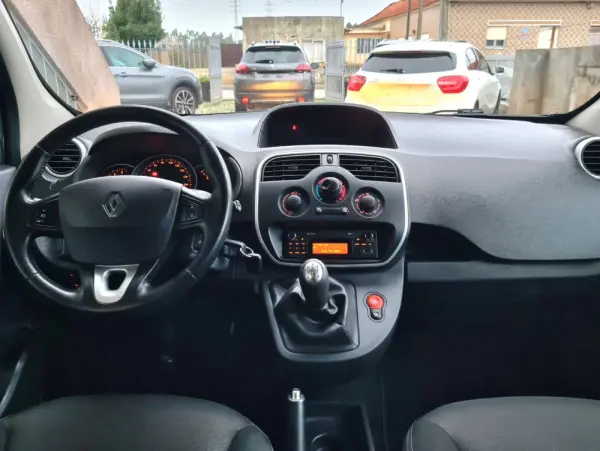 Renault Kangoo Outro 17