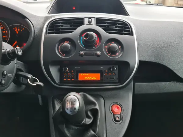 Renault Kangoo Outro 21