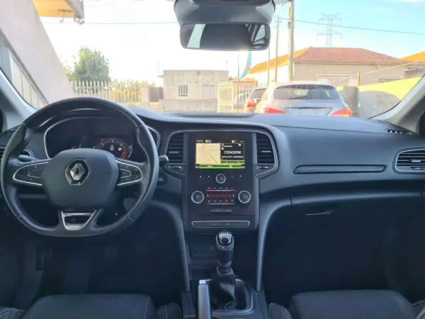 Renault Mégane Sport Tourer BLUE dCi 115 ZEN 14