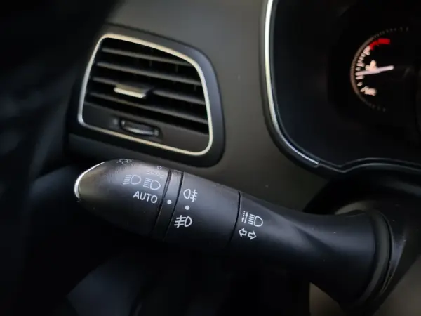 Renault Mégane Sport Tourer BLUE dCi 115 ZEN 18