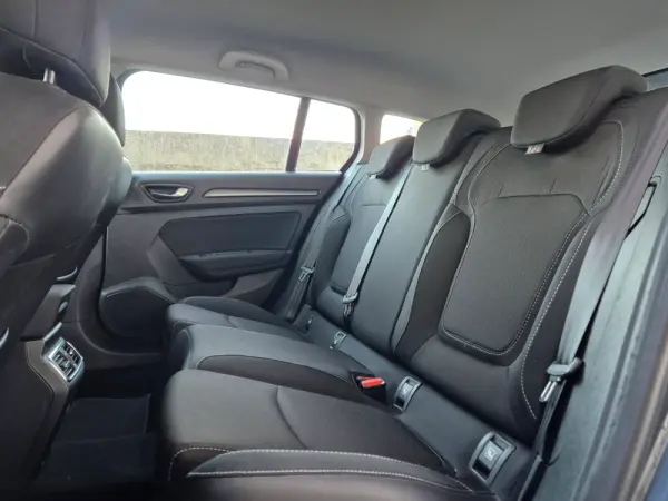 Renault Mégane Sport Tourer 1.5 Blue dCi Zen 12