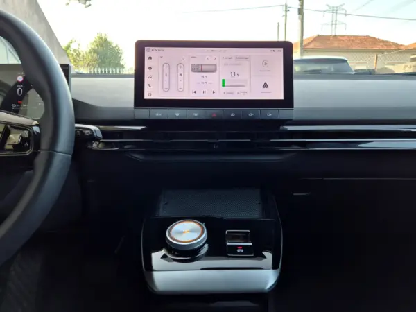 MG MG4 64 kWh Comfort 27
