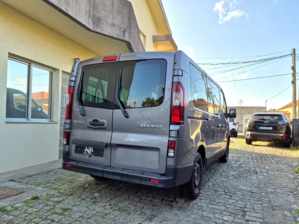 Renault Trafic 1.6 dCi L1H1 1.0T 4