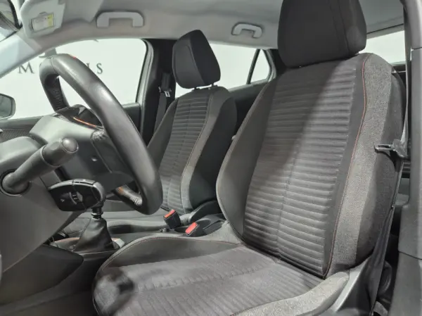 Peugeot 2008 1.5 BlueHDi Active 13