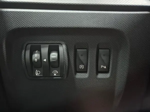 Renault Captur ENERGY TCe 120 EDC Intens 31