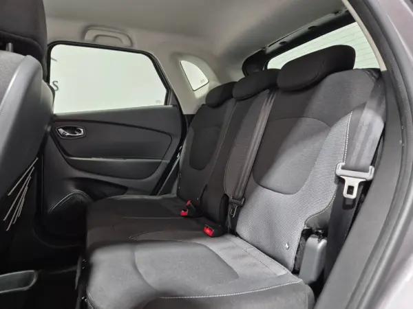 Renault Captur ENERGY TCe 120 EDC Intens 13