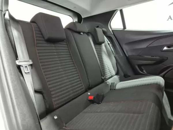 Peugeot 2008 1.5 BlueHDi Active 8