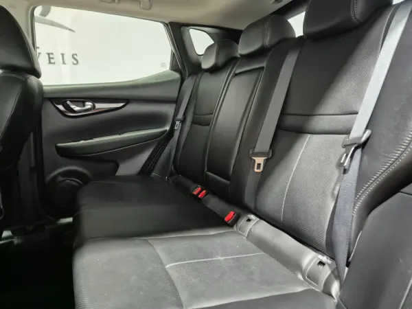Nissan Qashqai 1.5 dCi Tekna Premium 12