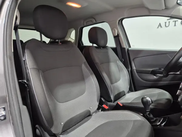 Renault Captur ENERGY TCe 120 EDC Intens 11
