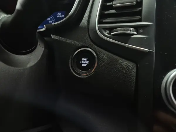 Renault Mégane Sport Tourer 1.5 Blue dCi Intens 32