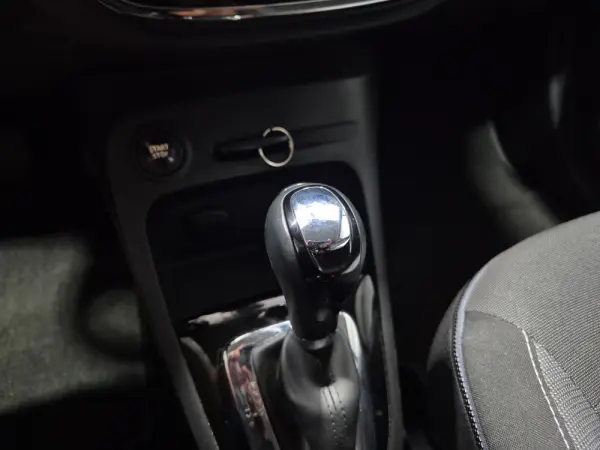 Renault Captur ENERGY TCe 120 EDC Intens 29