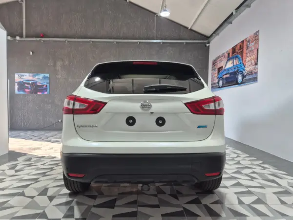 Nissan Qashqai 1.5 dCi Tekna Premium 3