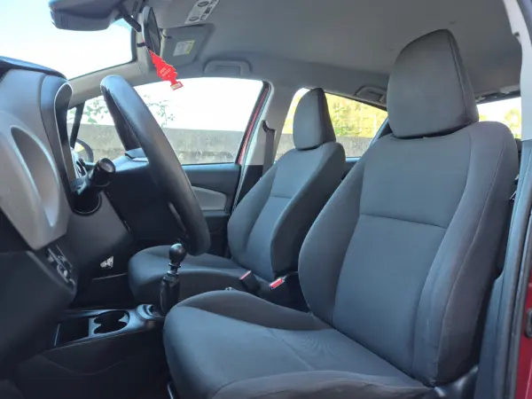 Toyota Yaris 1.5 VVT-i Active 14