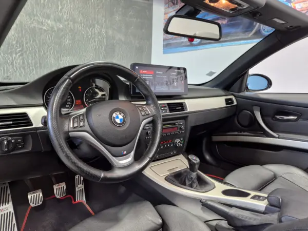 BMW 320 i Cabrio 24