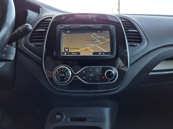 Renault Captur 0.9 TCE Exclusive 24