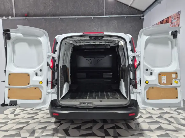 Ford Transit Connect Outro 9