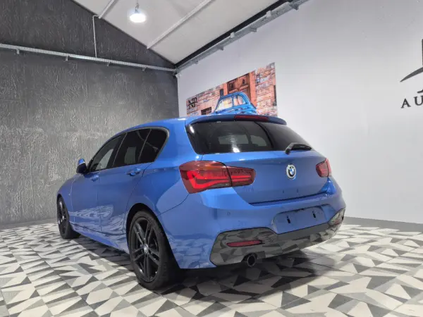 BMW 116 i Pack M 3