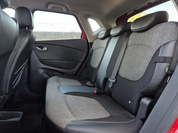 Renault Captur 0.9 TCE Exclusive 14