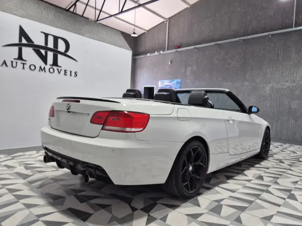 BMW 320 i Cabrio 4