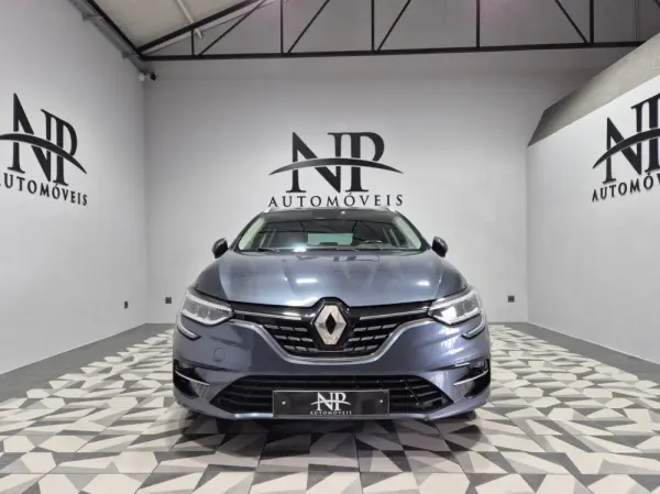 Renault Mégane Sport Tourer 1.5 Blue dCi Intens 6