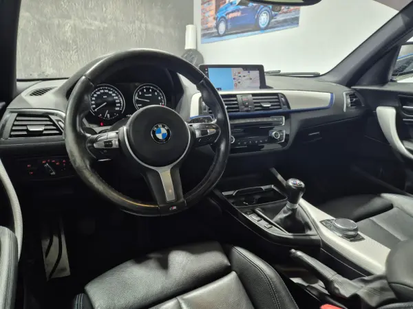 BMW 116 i Pack M 19