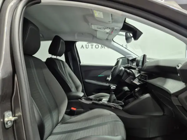 Peugeot 208 1.5 BlueHDi Allure 10