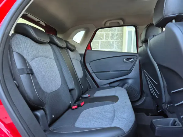 Renault Captur 0.9 TCE Exclusive 9