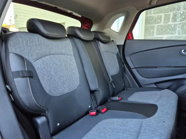 Renault Captur 0.9 TCE Exclusive 10