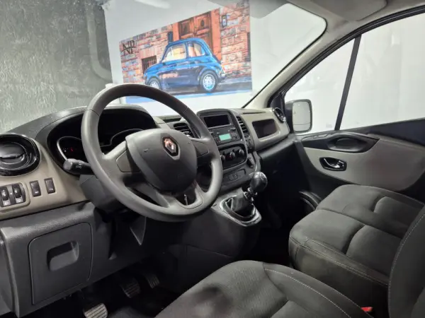 Renault Trafic 1.6 dCi L1H1 1.0T 10