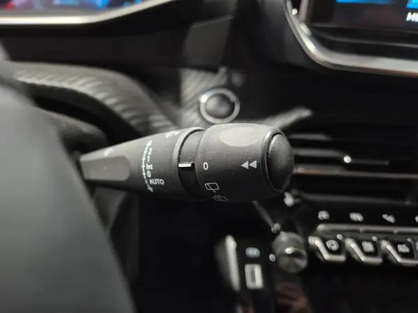 Peugeot 208 1.5 BlueHDi Allure 23