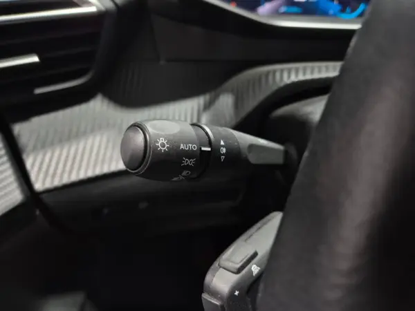 Peugeot 208 1.5 BlueHDi Allure 21