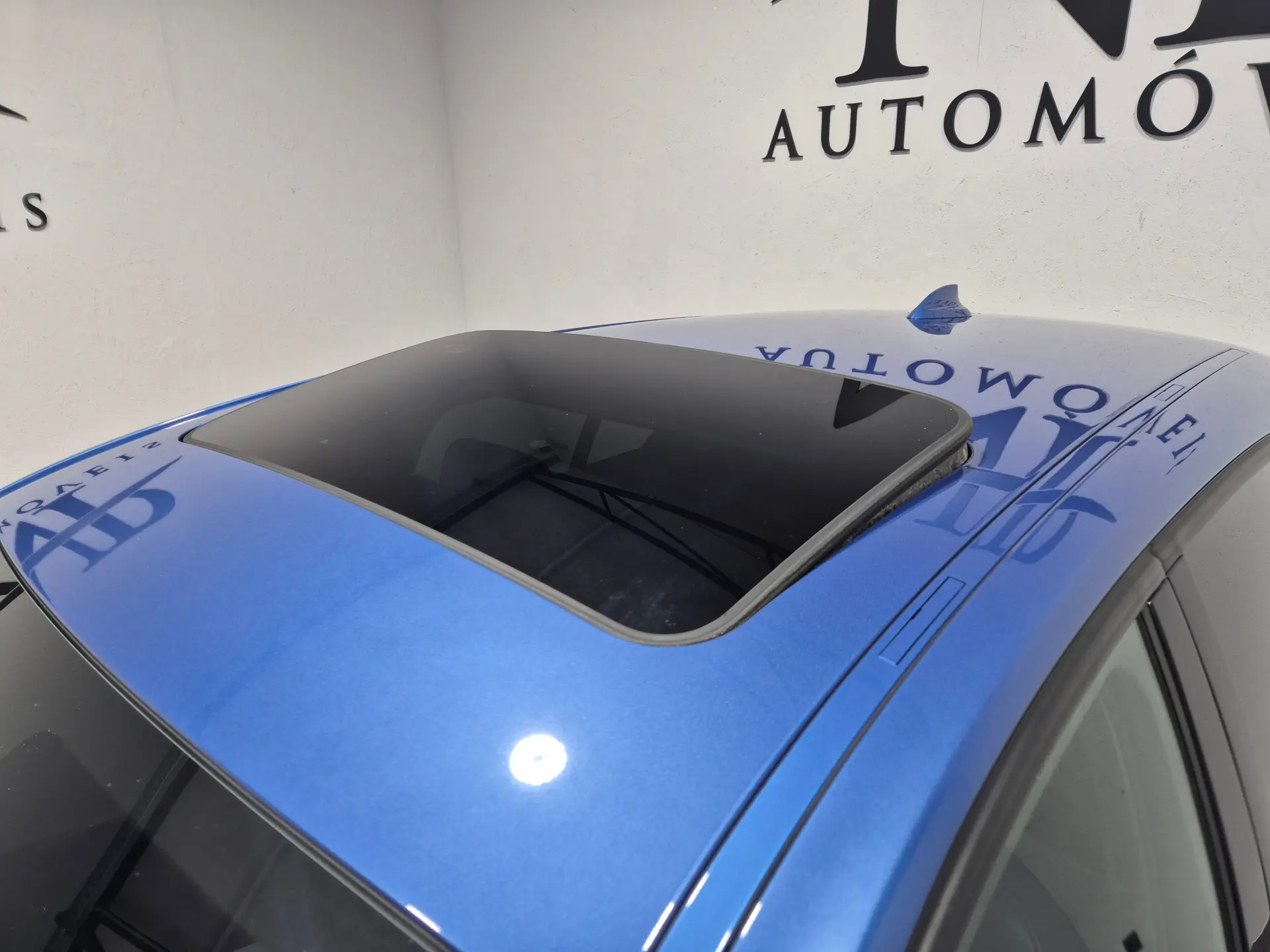 BMW 116 i Pack M 10
