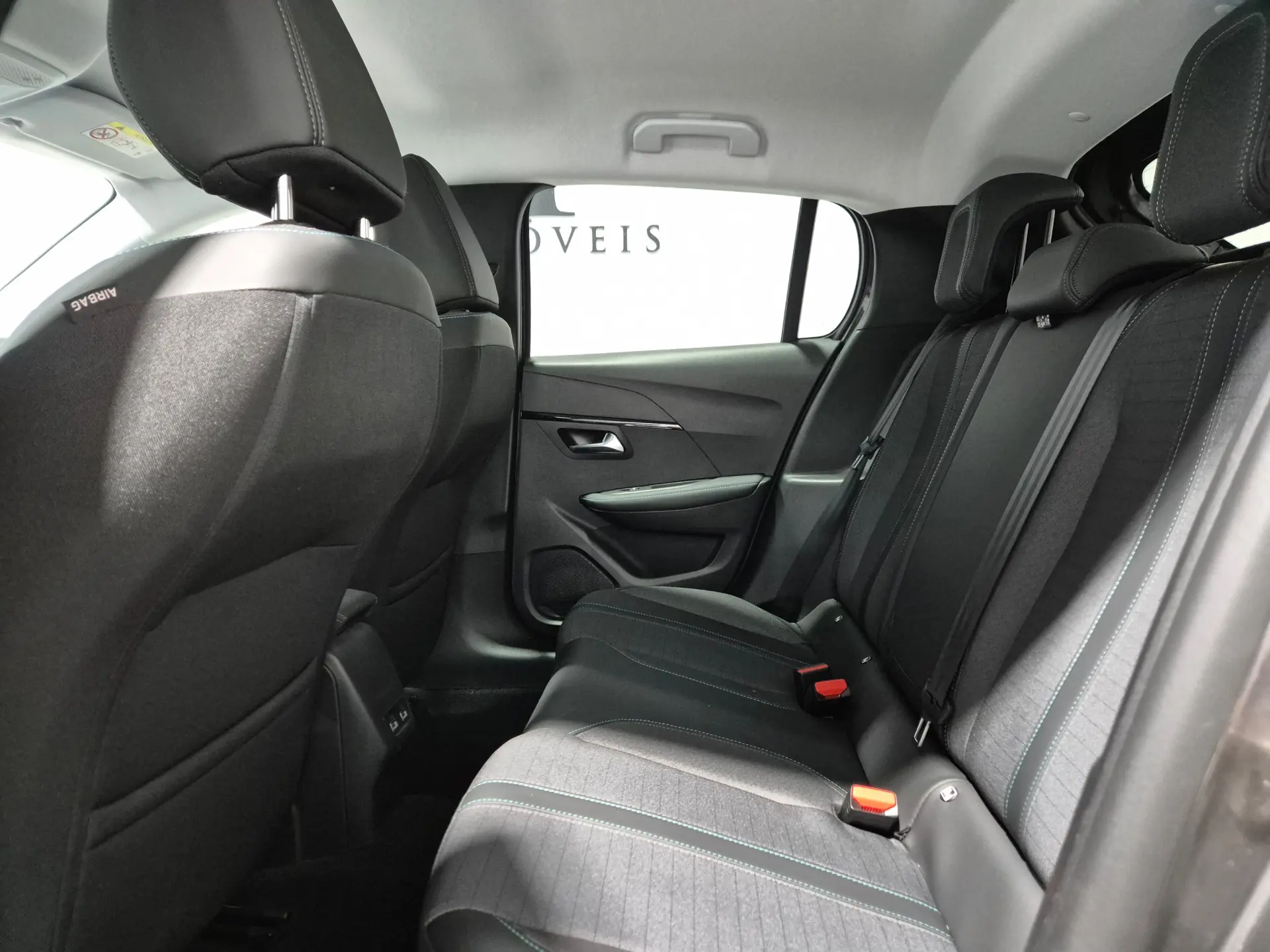 Peugeot 208 1.5 BlueHDi Allure 12