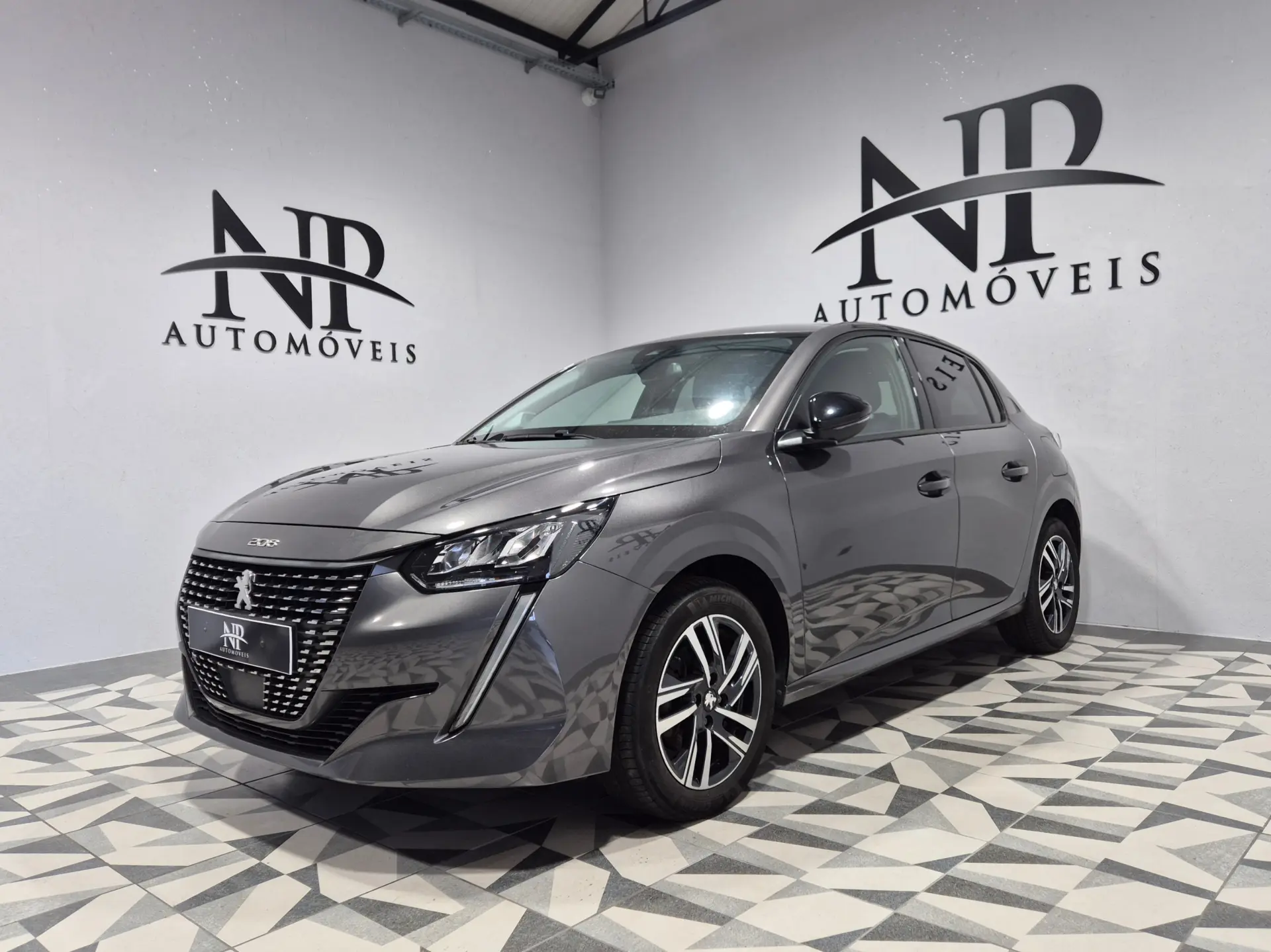 Peugeot 208 1.5 BlueHDi Allure 1