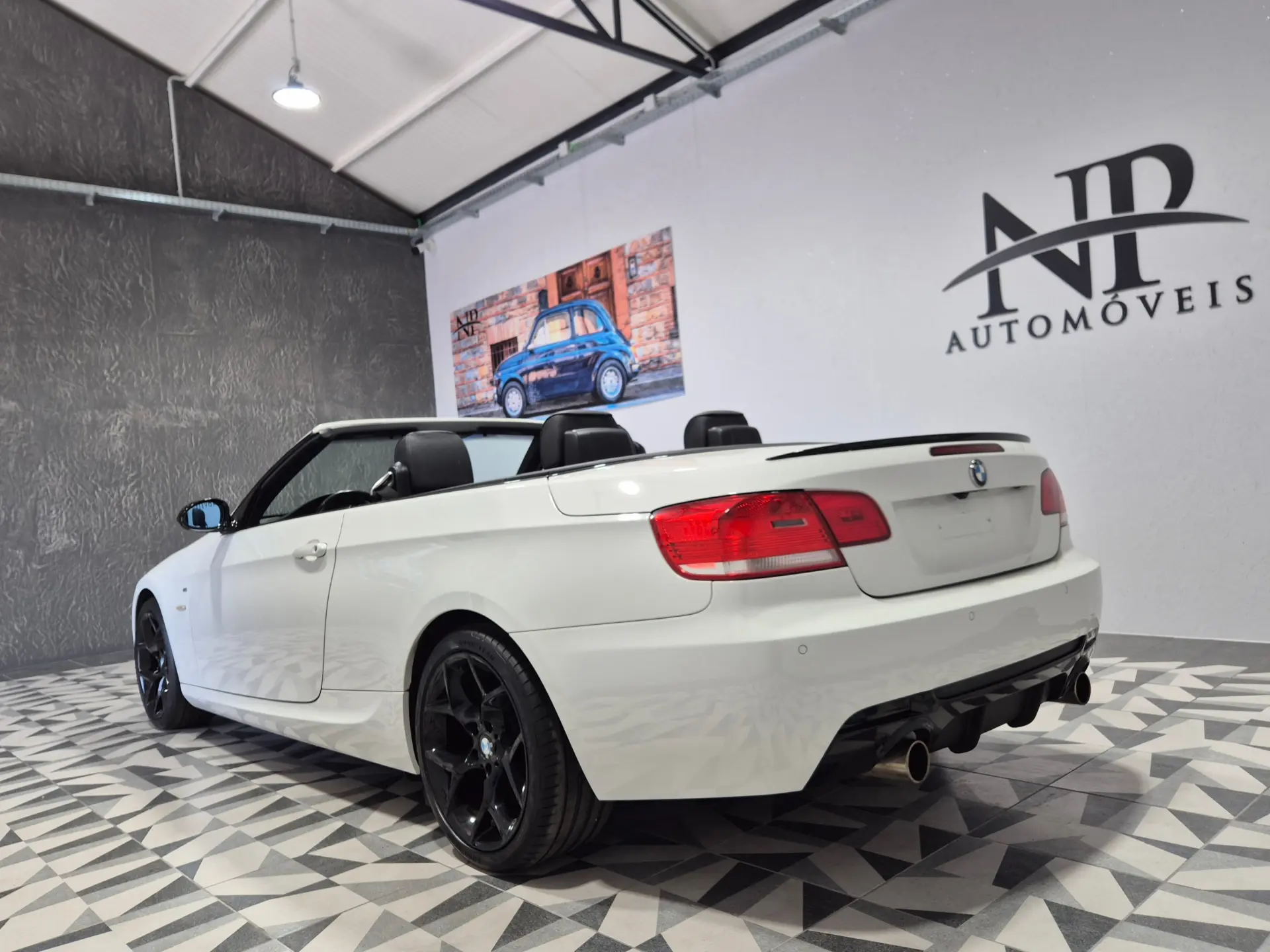 BMW 320 i Cabrio 2