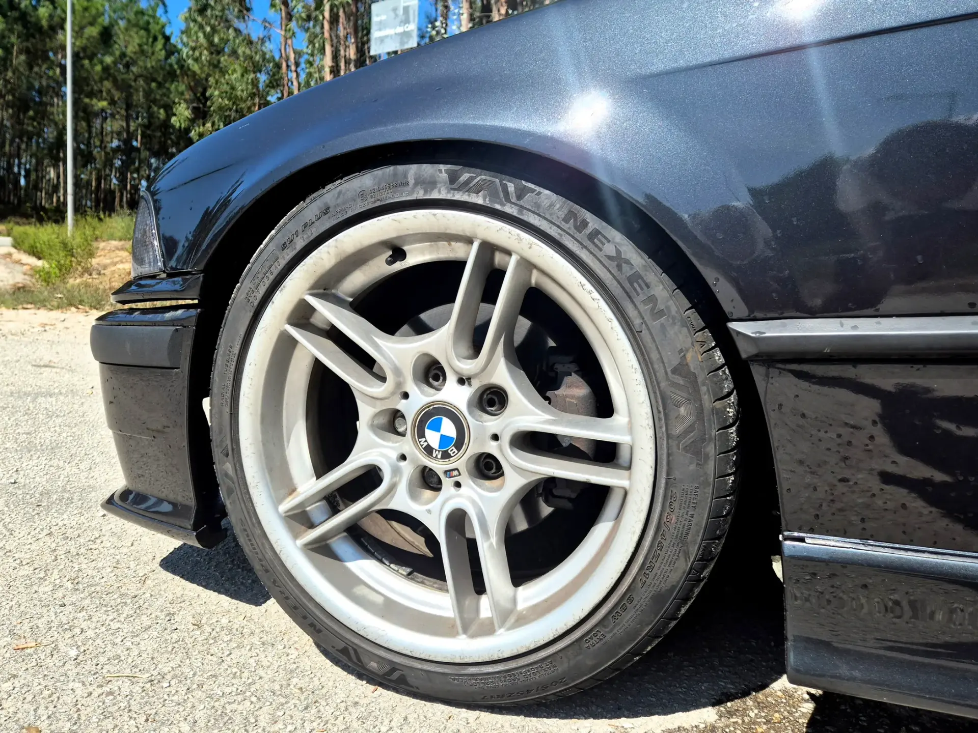 BMW 318 iS Coupé 7
