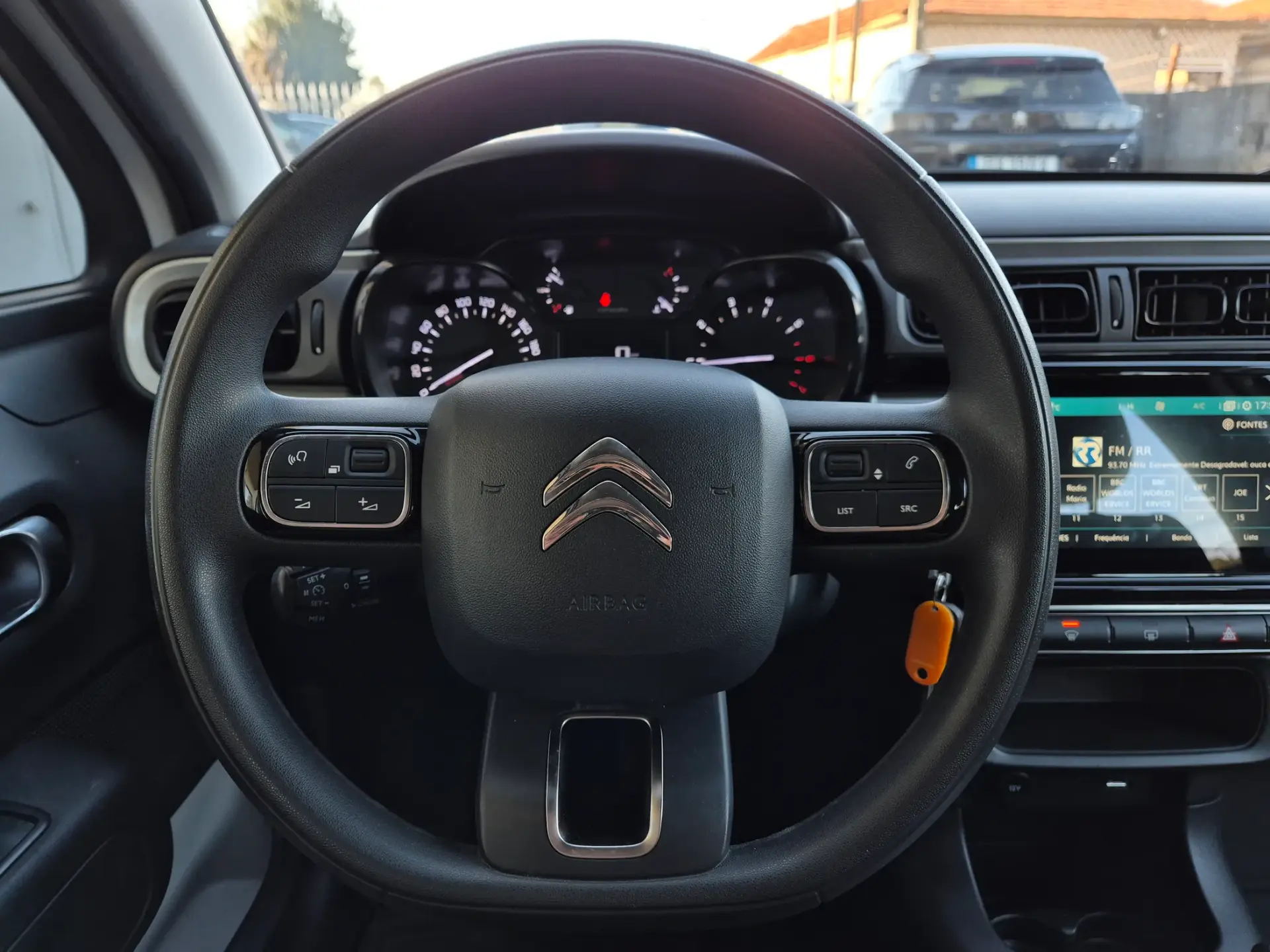 Citroen C3 Pure Tech S&S Live 16