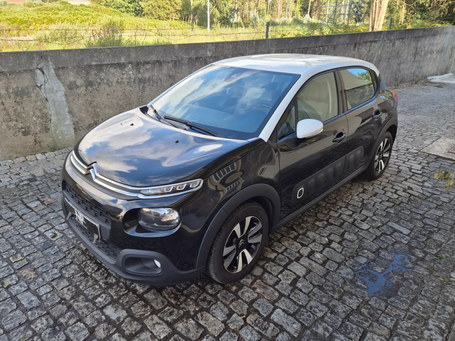 Citroen C3 1.2 PureTech Shine 2