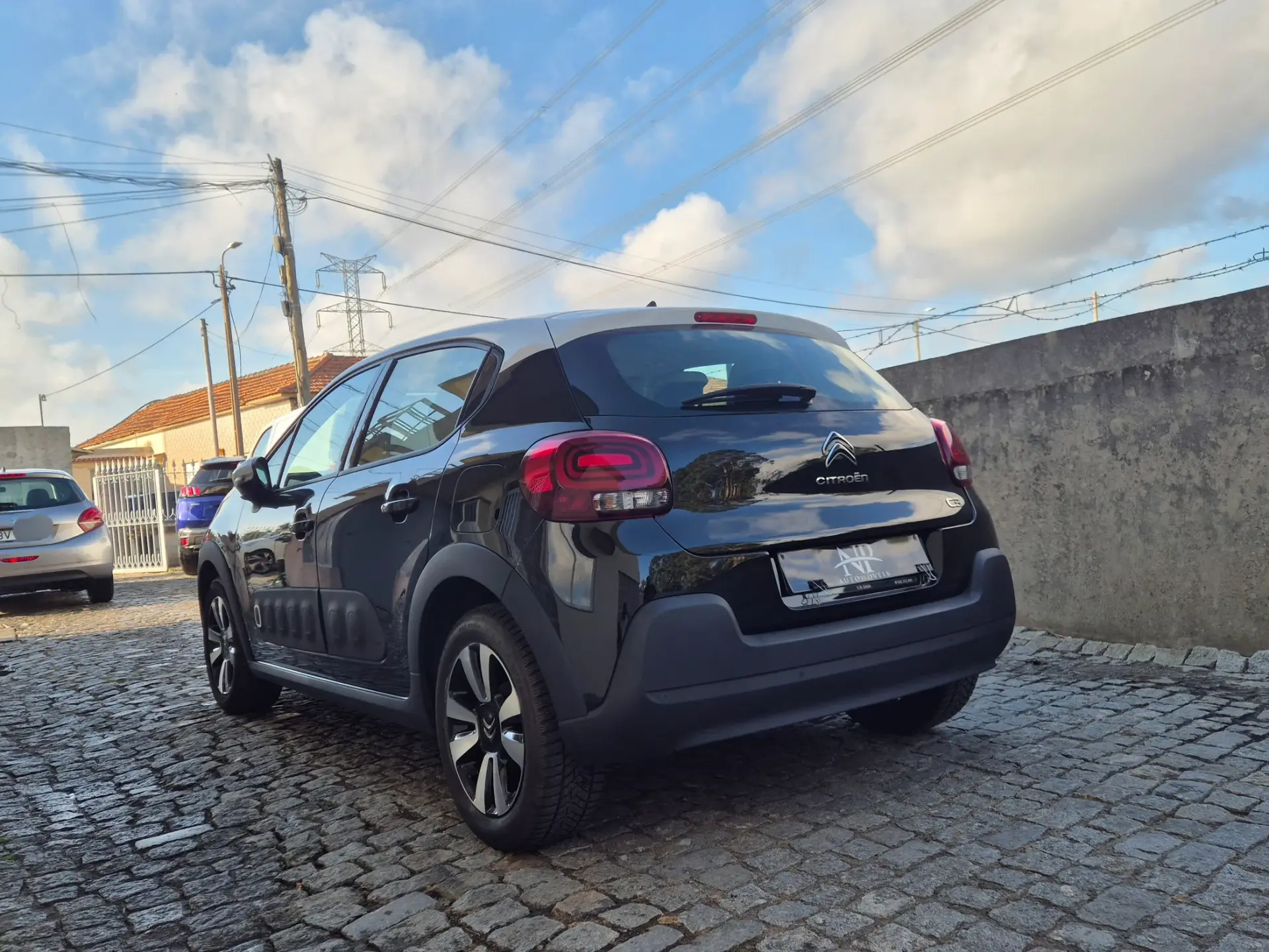 Citroen C3 1.2 PureTech Shine 4