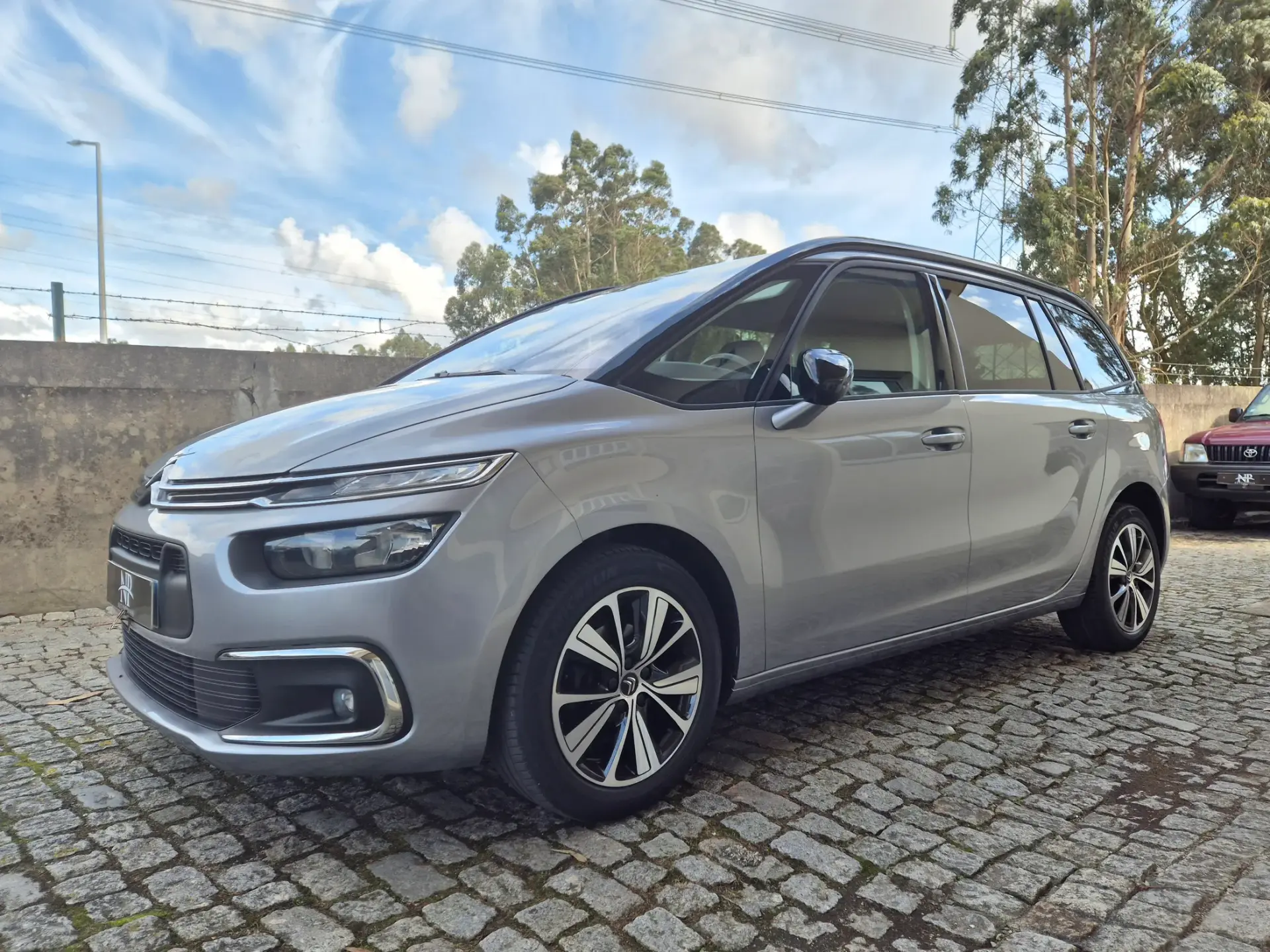 Citroen C4 Spacetourer BlueHDi 130 Stop&Start SHINE 1
