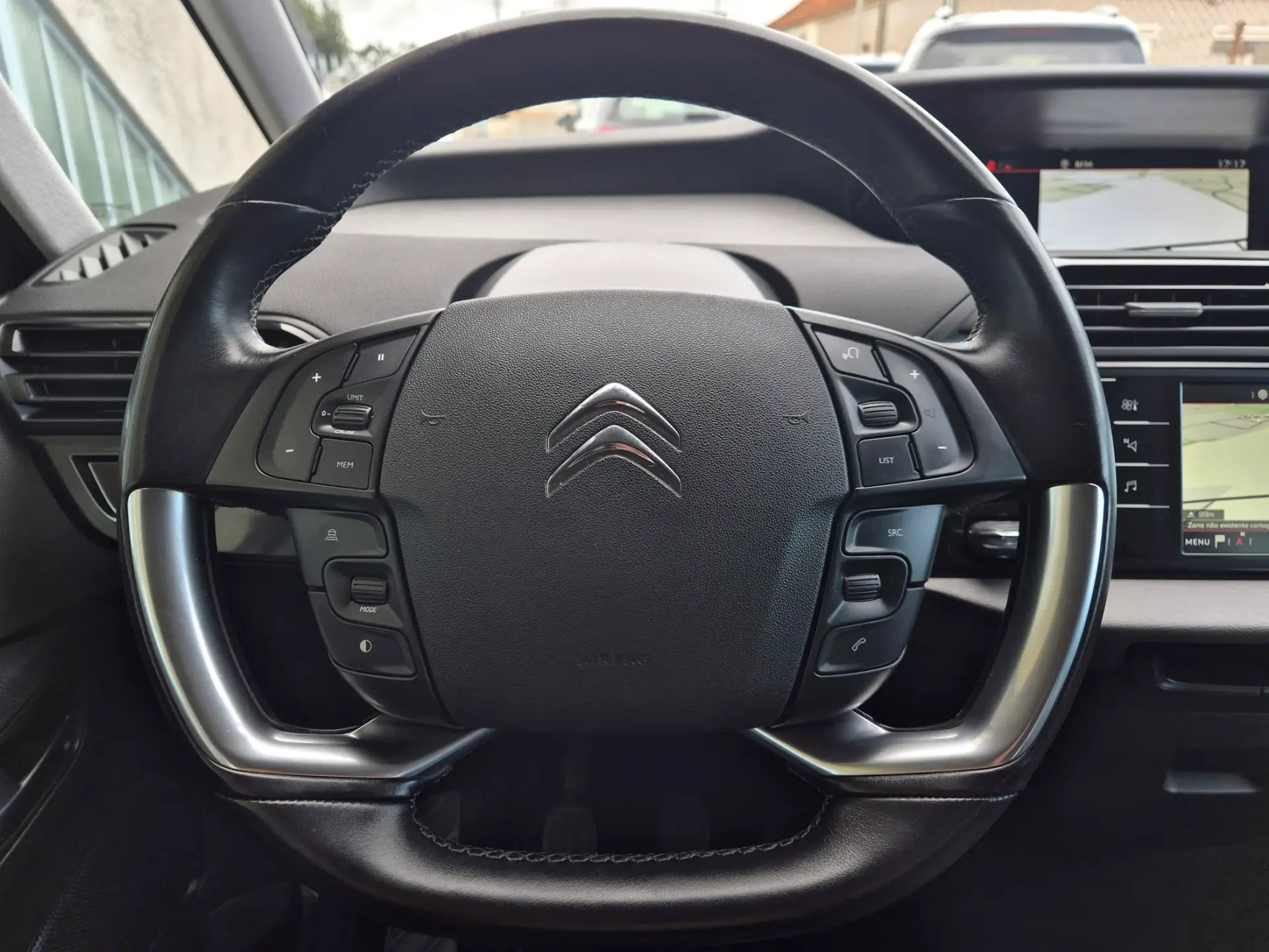 Citroen C4 Spacetourer BlueHDi 130 Stop&Start SHINE 24