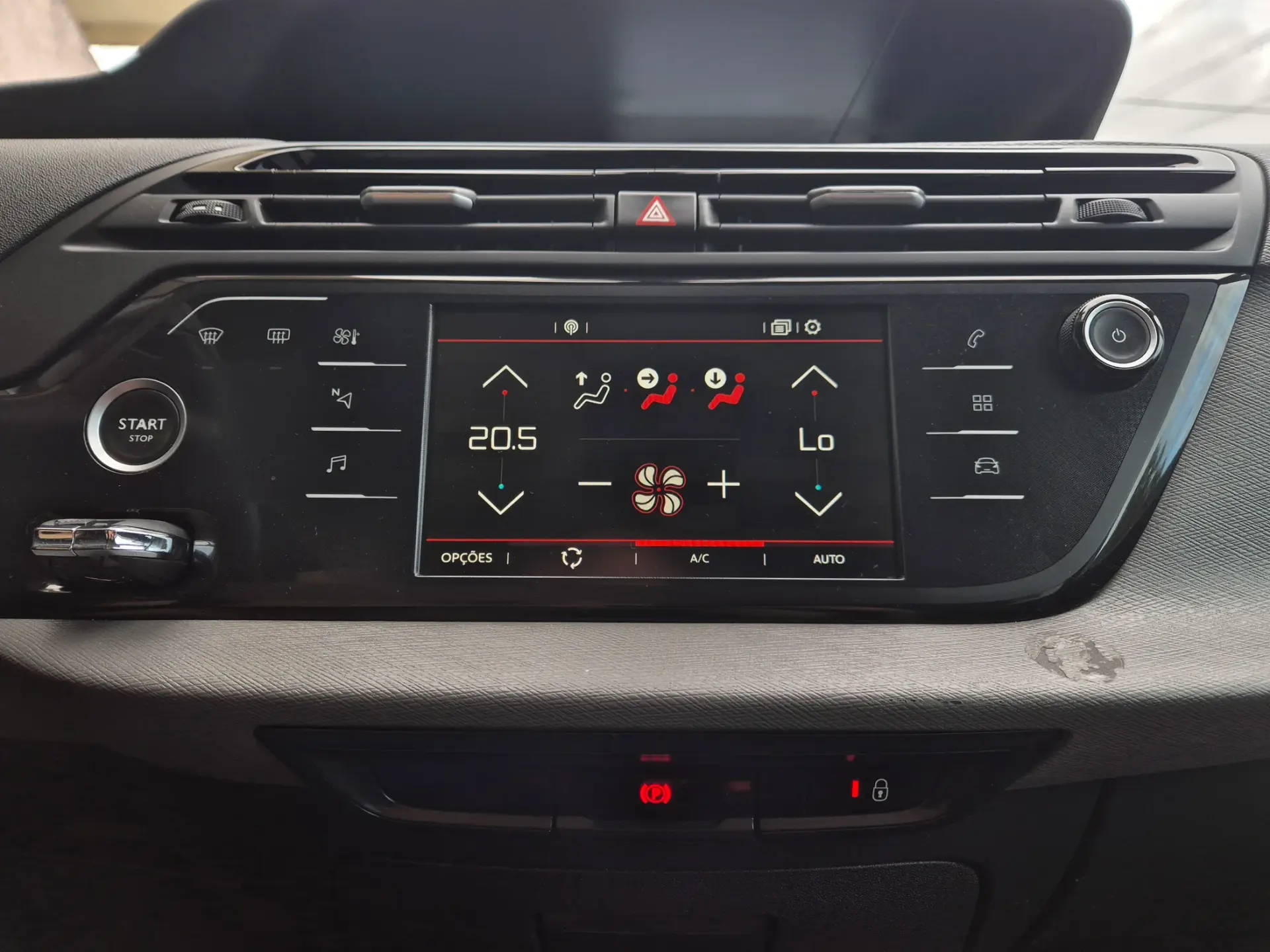 Citroen C4 Spacetourer BlueHDi 130 Stop&Start SHINE 30