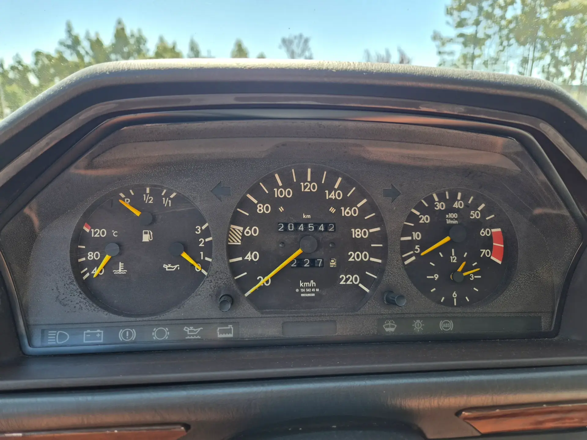 Mercedes-Benz W124 (1984-1997) 230 CE 26