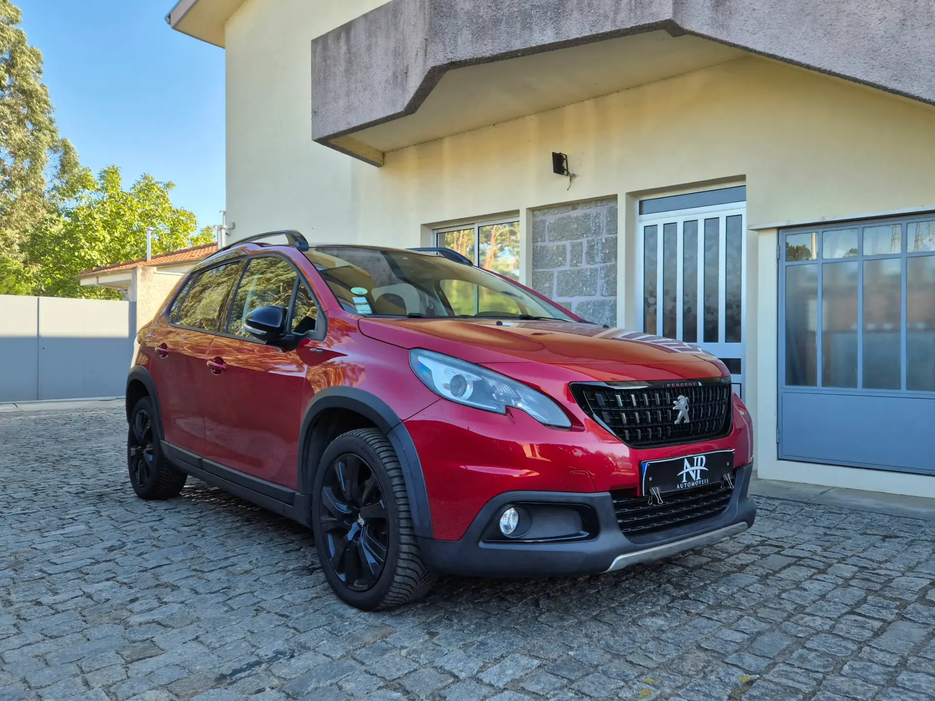 Peugeot 2008 1.6 BlueHDi GT Line 5