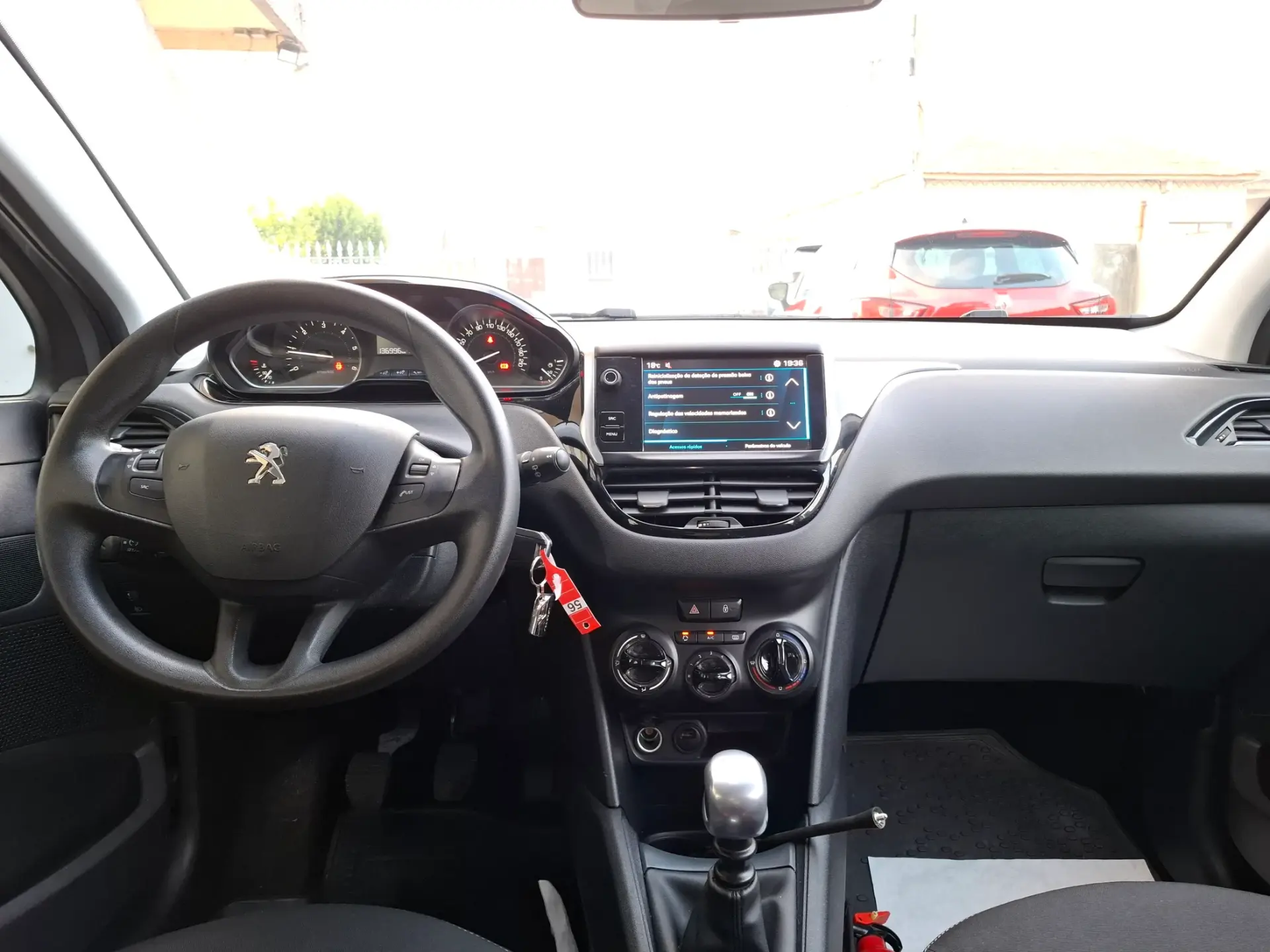 Peugeot 208 1.5 BlueHDi Active 15